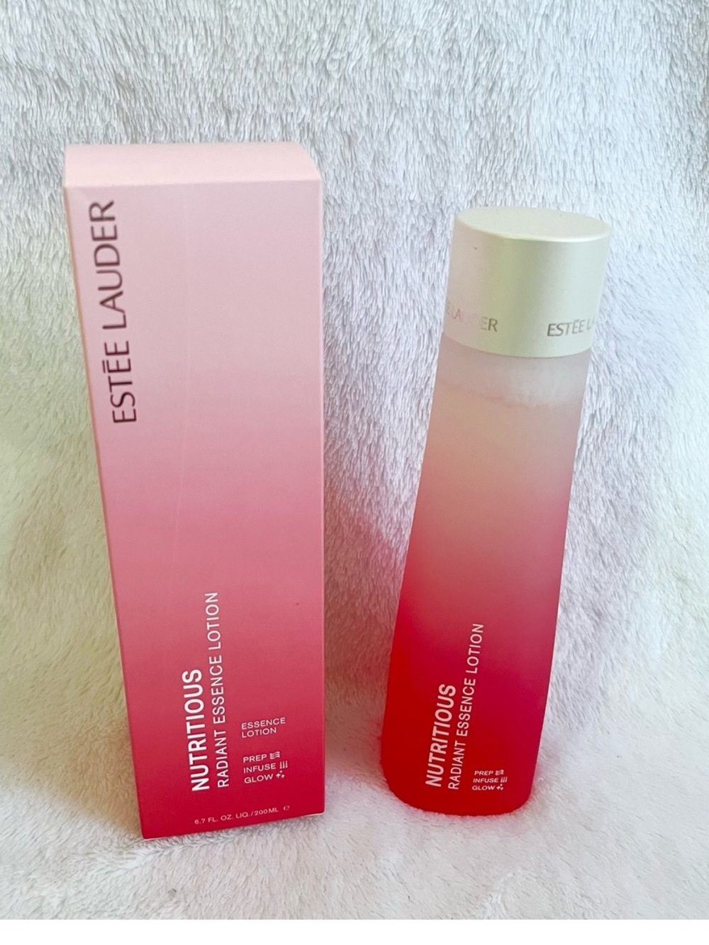 Estee Lauder Nutritious
Radiant Essence Lotion